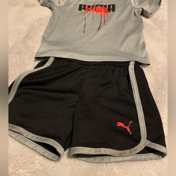 Puma grey&black short and shirt set 6-9m - Picture 2 of 4